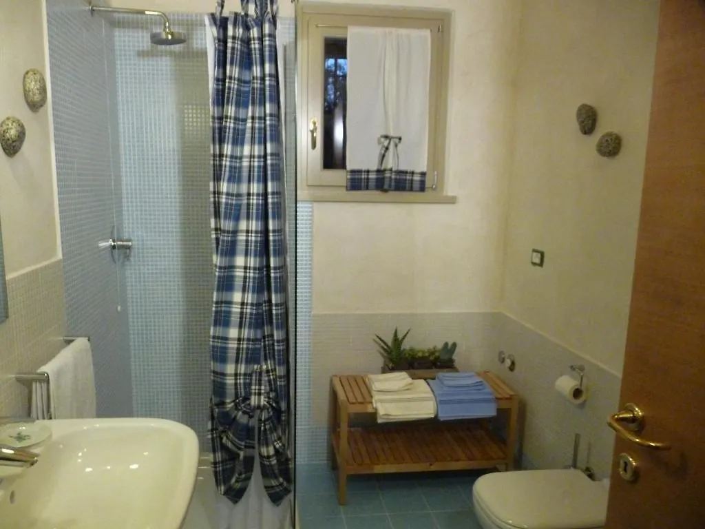 L'Isolo b&b e case vacanza Monzambano Bed & Breakfast